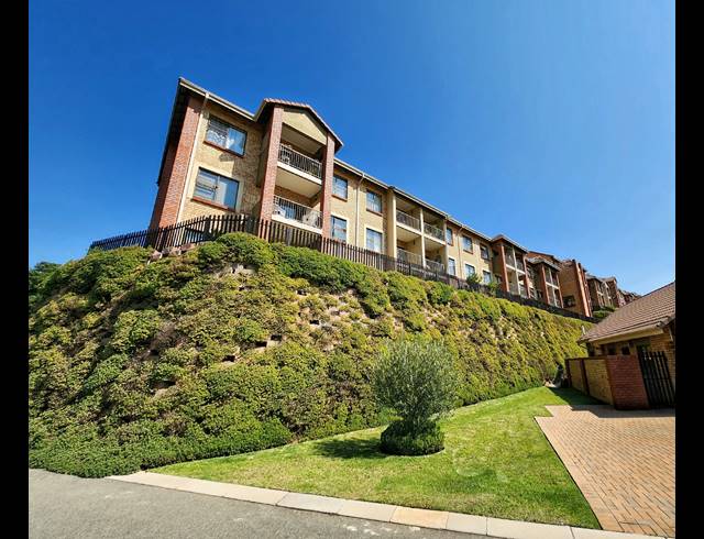 1 BEDROOM APARTMENT FOR SALE IN OLIVEDALE